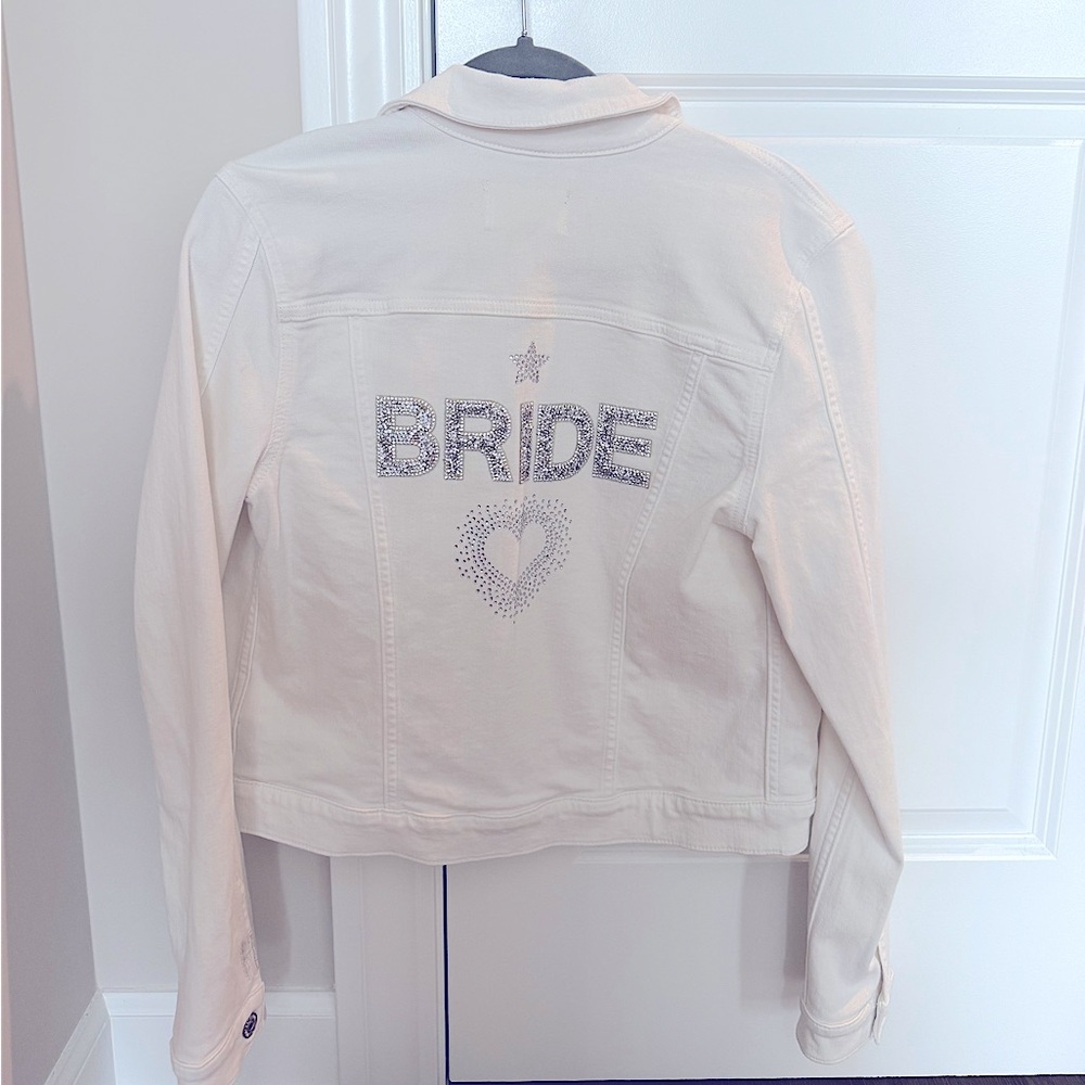 WHITE BRIDAL JACKET